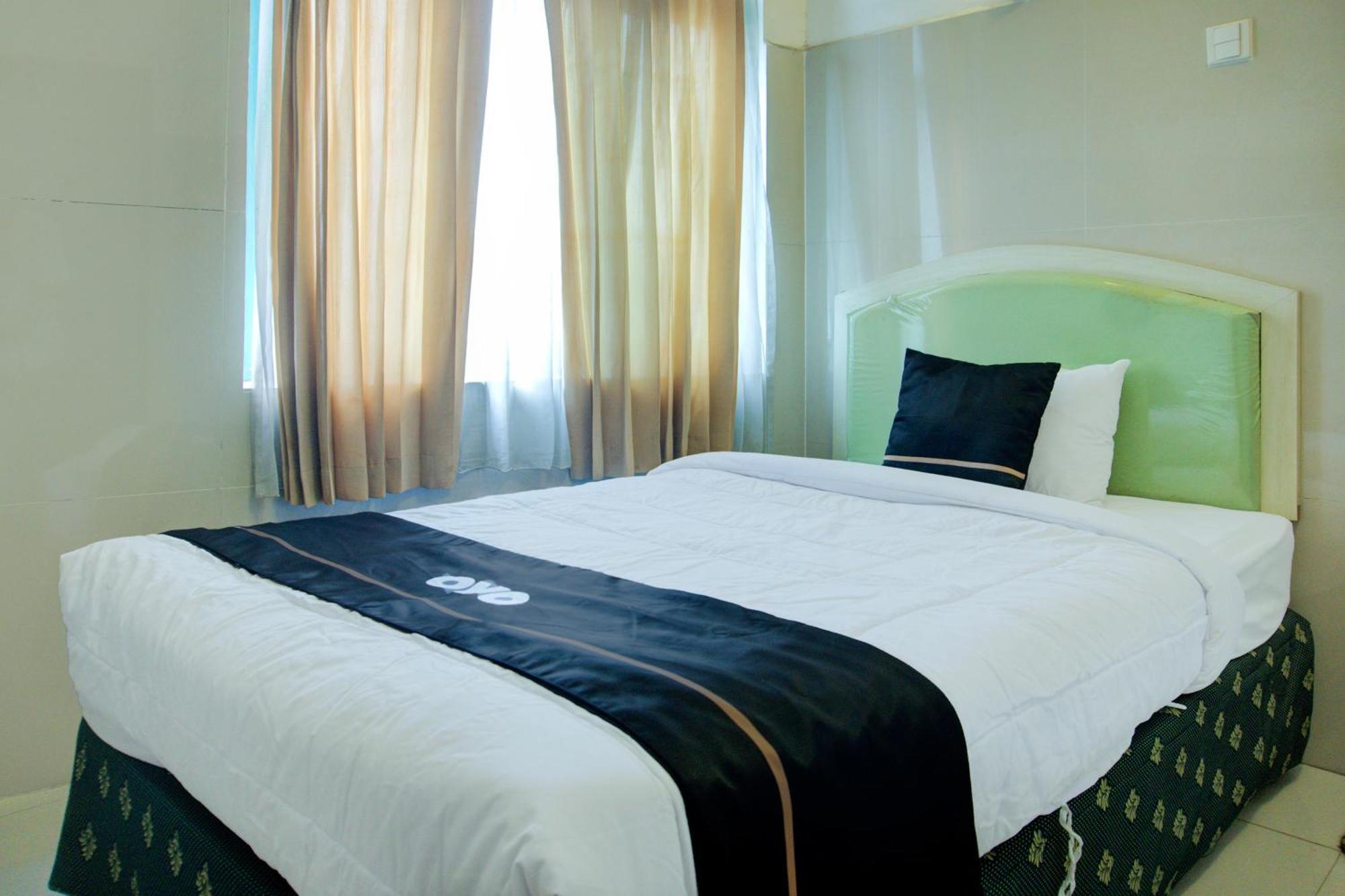 Townhouse Oak Palembang Near Jembatan Ampera Formerly Azzura Hotel Экстерьер фото
